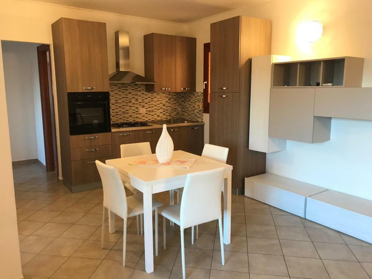 Il Castello Apartment Olbia Bagian luar foto