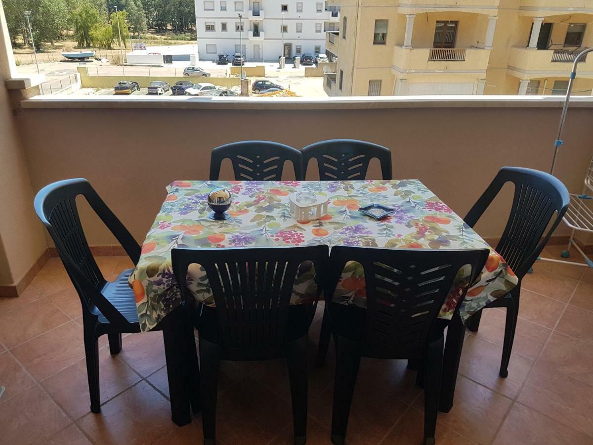 Il Castello Apartment Olbia Bagian luar foto